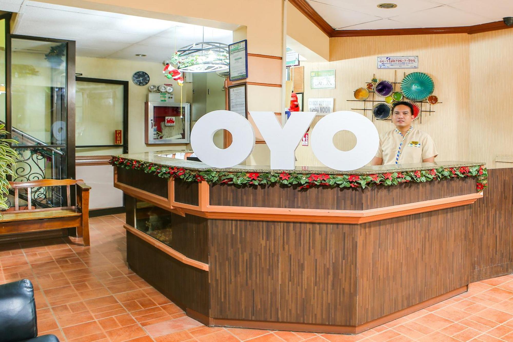 ホテル Oyo 499 ル ペンシオン デ サン ホセ タグビララン エクステリア 写真